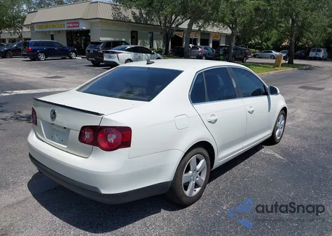 2008 Volkswagen Jetta Se from USA, damaged, VIN 3VWRM71K08M108404